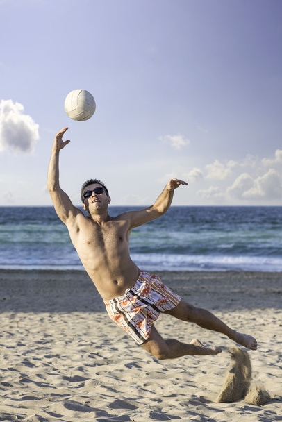człowiek siatkówki plażowej - Zdjęcie, obraz