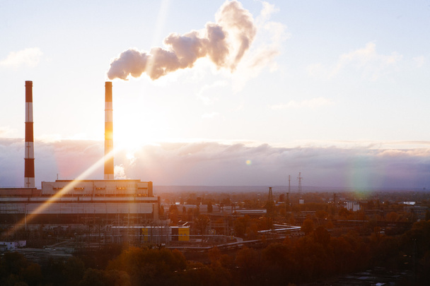 Kyjev průmyslové pohled v podzimní západ slunce - Fotografie, Obrázek