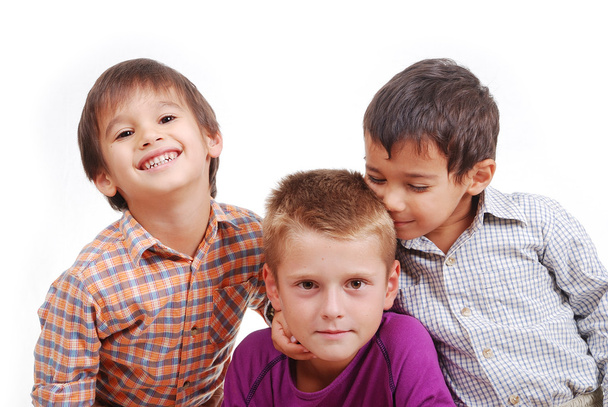 Маленька група дітей, щастя, ізольовані
 - Фото, зображення