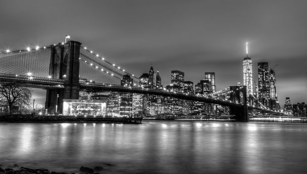Brooklyn bridge at dusk, New York City. - Photo, Image