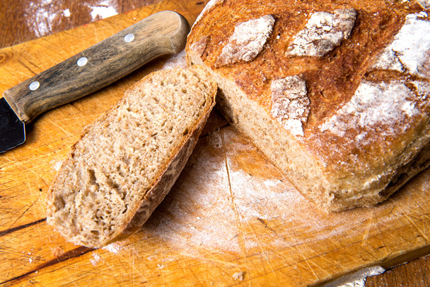 brood van vers gebakken brood - Foto, afbeelding
