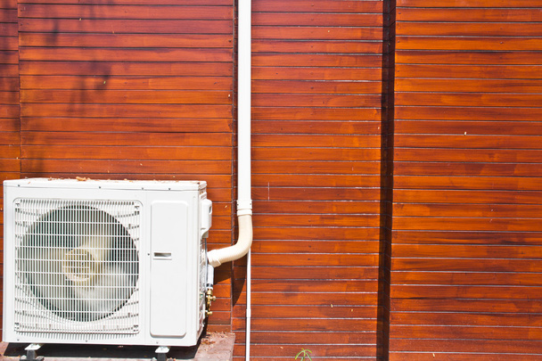 Unité de climatisation extérieure
 - Photo, image