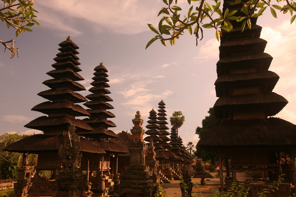 Pura taman ayun Tapınağı - Fotoğraf, Görsel
