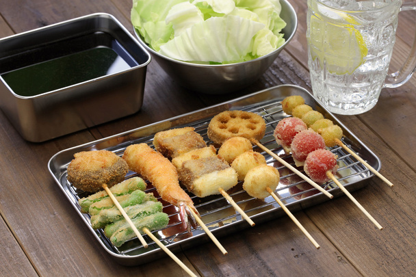 kushiage, cibo giapponese
 - Foto, immagini