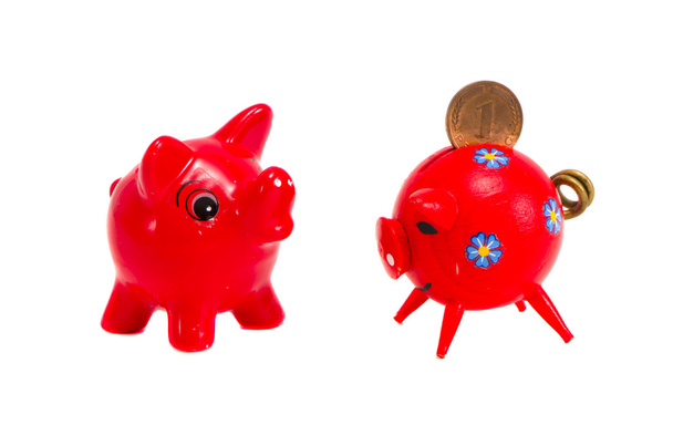 iki kırmızı piggy banka izole - Fotoğraf, Görsel