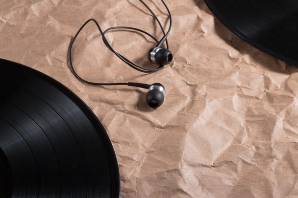 music plate and earphones - Foto, Imagen