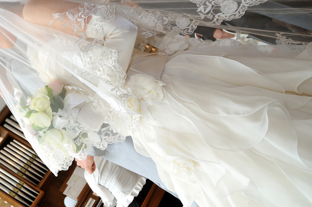 Вічна любов до кришталевого, весільного образу
 - Фото, зображення