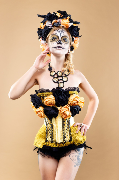 woman with sugar skull makeup - Fotoğraf, Görsel