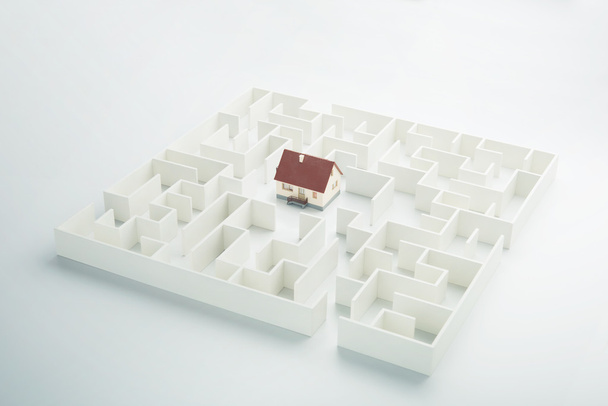 Labyrinthe immobilier
 - Photo, image