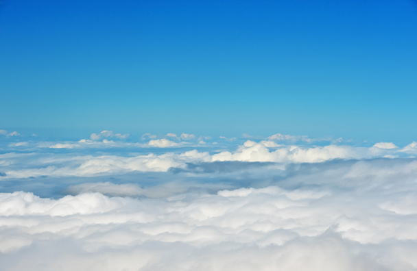 Над облаками - Фото, изображение