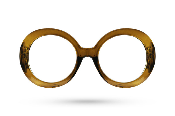 Divat barna szemüveg stílus műanyag bekeretezett elszigetelt fehér background. - Fotó, kép