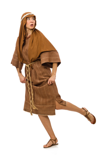 Женщина в средневековой арабской одежде на белом - Фото, изображение