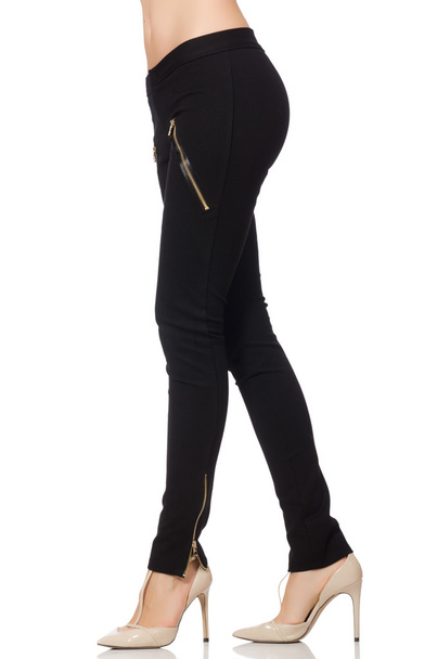 vrouw benen geïsoleerd op wit - Foto, afbeelding