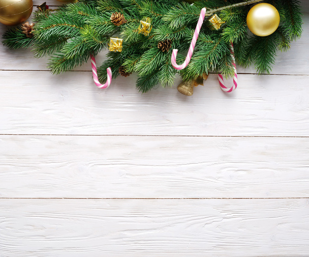 karácsonyi dekoráció-szőr és baubles - Fotó, kép