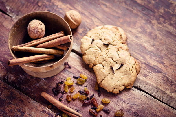 Cookies with cinnamon and nuts - Fotó, kép