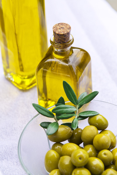 Оливки и масло
 - Фото, изображение