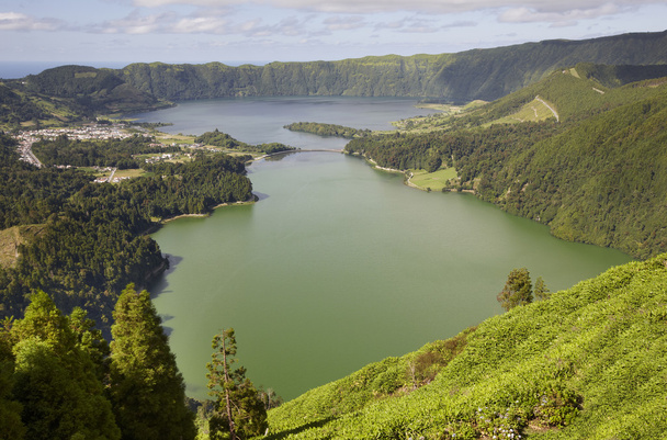 Landscape with lake. Lagoa azul lagoa verde. Sao Miguel. Azores - Fotoğraf, Görsel
