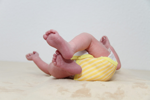 Pasgeboren 20 dagen baby Instrumentenhouder - Foto, afbeelding