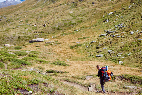 hiker in the mountains - Fotoğraf, Görsel