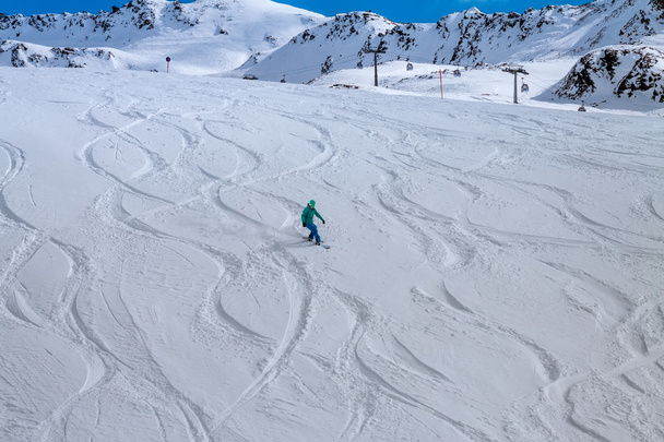 Snowboarder, Solden, Ausztria, extrém téli sport - Fotó, kép