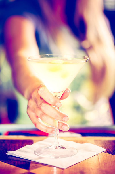 Limoncello martini κοκτέιλ - Φωτογραφία, εικόνα