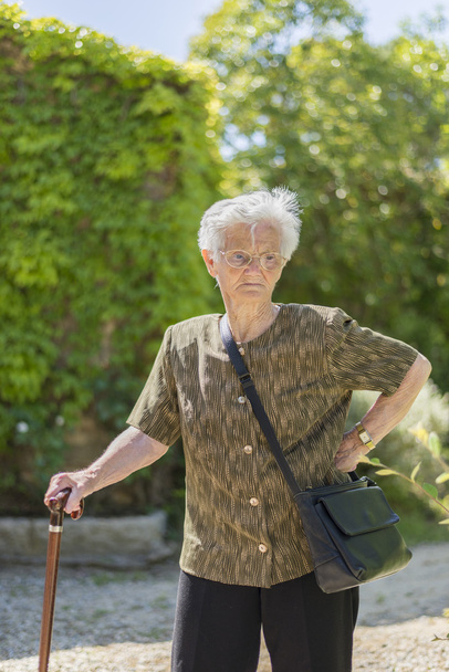 egy idős nő portréja - Fotó, kép