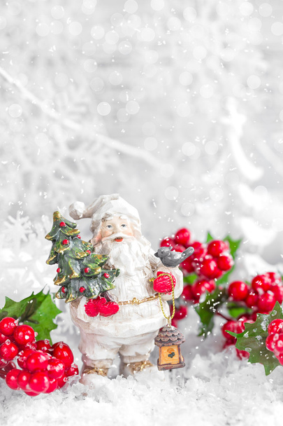 Χριστουγεννιάτικη διακόσμηση με μπιχλιμπίδια - Φωτογραφία, εικόνα