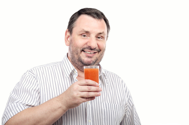 Guy gosta de smoothie antioxidante
 - Foto, Imagem