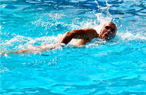 enerjik yüzücü - Fotoğraf, Görsel