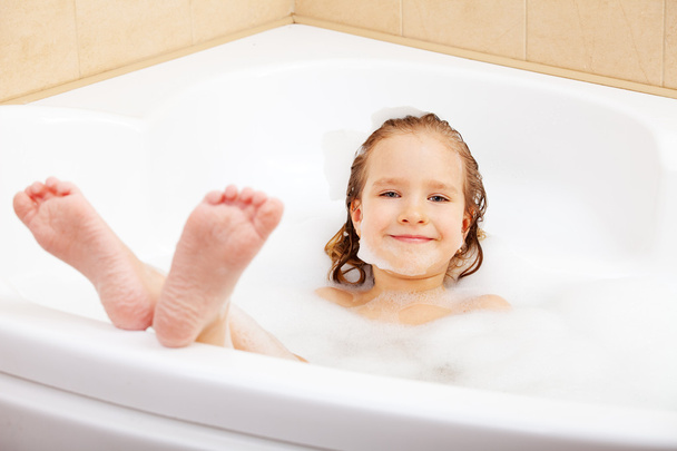 Child in the bathtub - Photo, image