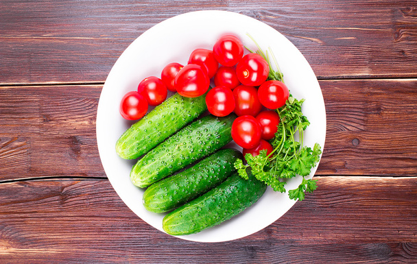 Vegetables in a plate - Фото, зображення