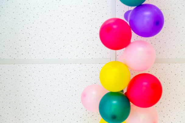 Colorful balloons on ceiling - Photo, Image