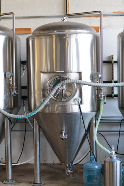 Commercial Craft Beer Making at Brewery - Foto, Bild