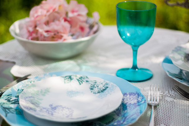 Tableware in white and blue colors - Fotografie, Obrázek