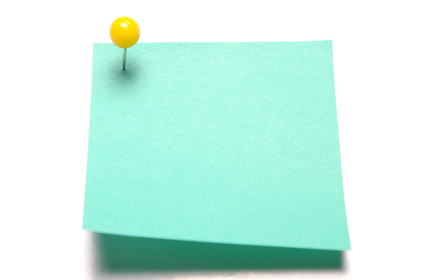 Blank luz verde reciclar nota pegajosa com pino de pressão amarelo
 - Foto, Imagem