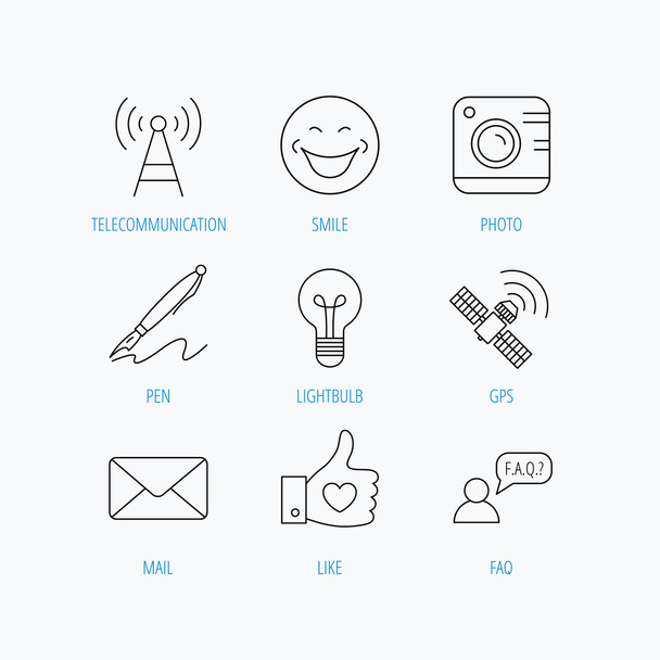 Mail, photo camera and lightbulb icons. - Vector, Image