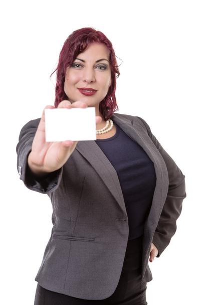  деловая женщина с пустой визиткой
. - Фото, изображение