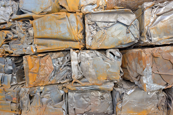 пакеты блоки лома металла
 - Фото, изображение
