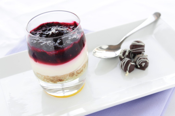 lekker dessert pudding - Foto, afbeelding