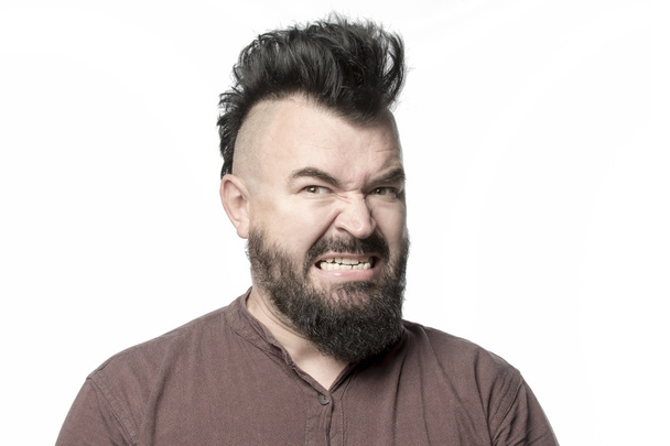 Angry screaming man with mohawk hairstyle - Foto, Imagen