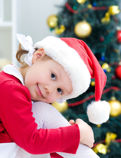 little girl in Santa hat - Φωτογραφία, εικόνα