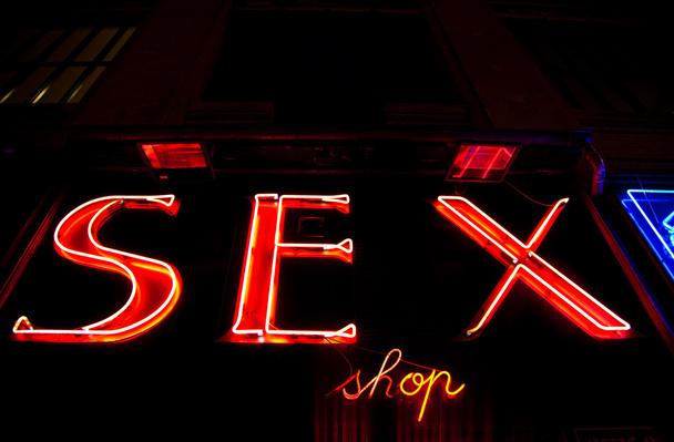 Сексуальный вход в магазин
 - Фото, изображение