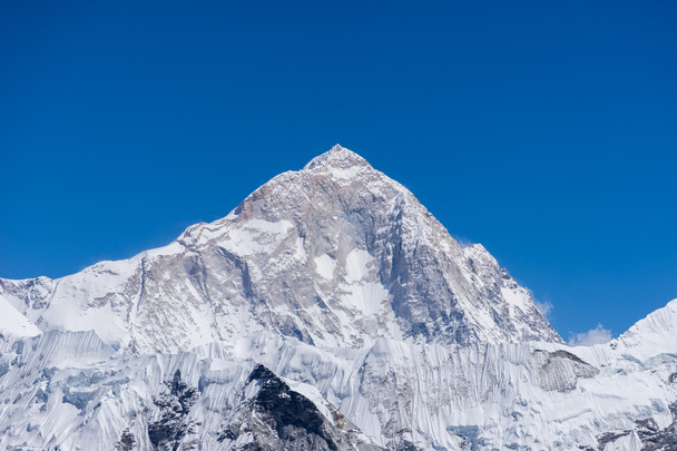 Montagna Ama Dablam, regione dell'Everest
 - Foto, immagini