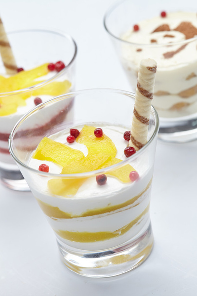 Десерты с персиком
 - Фото, изображение