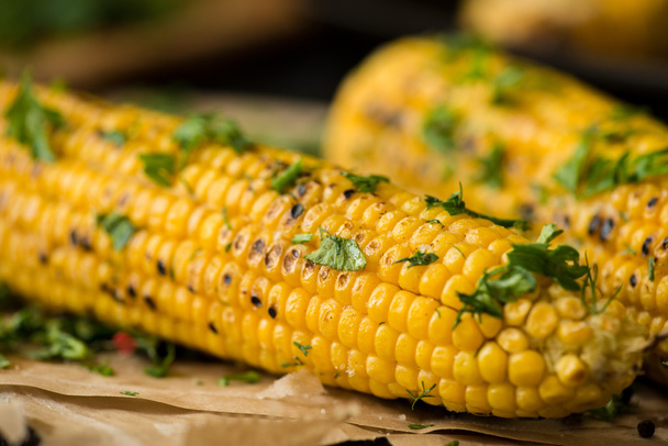 Grilled Corn on the cob with Chili, Cilantro, and Lime - Foto, Imagen