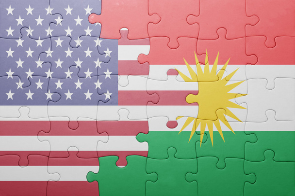 puzzel met de nationale vlag van Verenigde Staten van Amerika en Koerdistan - Foto, afbeelding