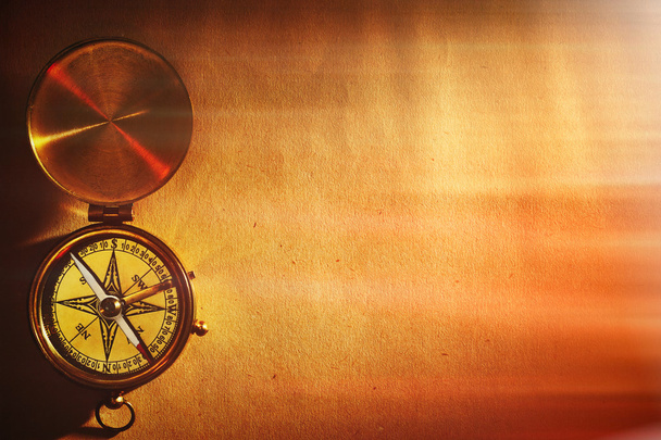 starožitný mosazný kompas - Fotografie, Obrázek