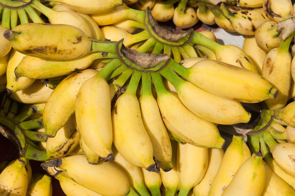 Ramo de plátanos
 - Foto, Imagen