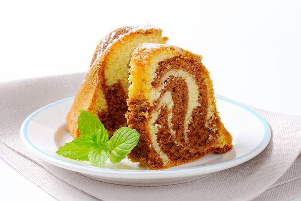 Кусочки мраморного торта
 - Фото, изображение