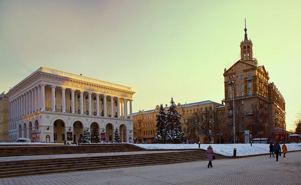 Консерваторія на Майдані Незалежності - Фото, зображення